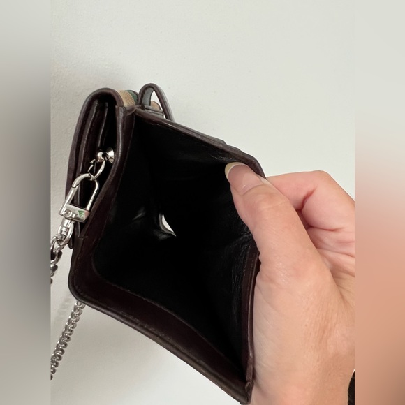 GUCCI Wallet on Chain w/box - Picture 15 of 17